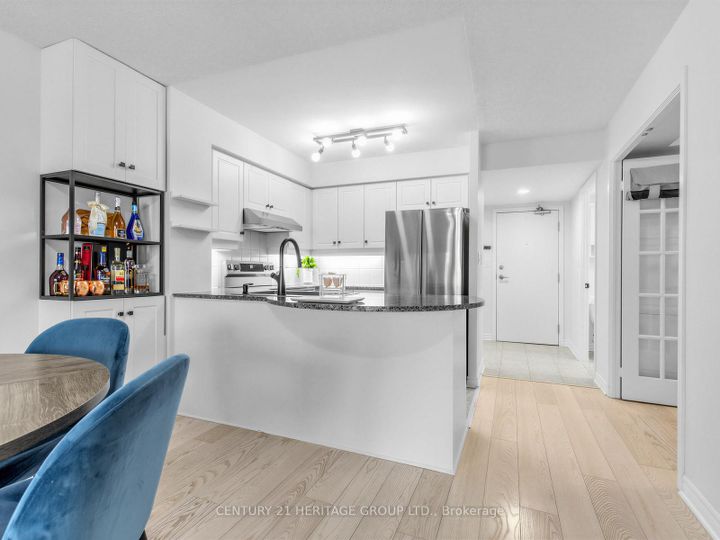 Photo 12 at 703 - 8 Rean Drive, Bayview Village, Toronto