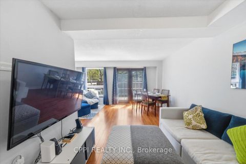 Photo 6 at 14 - 2 Davisbrook Boulevard, Sullivan, Toronto