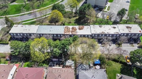 Photo 32 at 14 - 2 Davisbrook Boulevard, Sullivan, Toronto