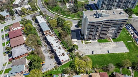 Photo 33 at 14 - 2 Davisbrook Boulevard, Sullivan, Toronto