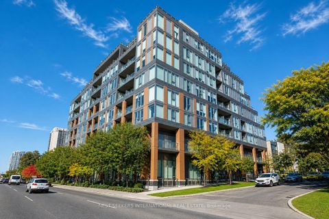 Photo 1 at 303 - 6 Parkwood Avenue, Casa Loma, Toronto