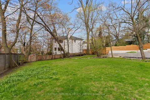 Photo 4 at 42 Glenayr Road, Forest Hill South, Toronto