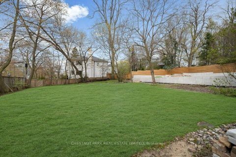 Photo 5 at 42 Glenayr Road, Forest Hill South, Toronto