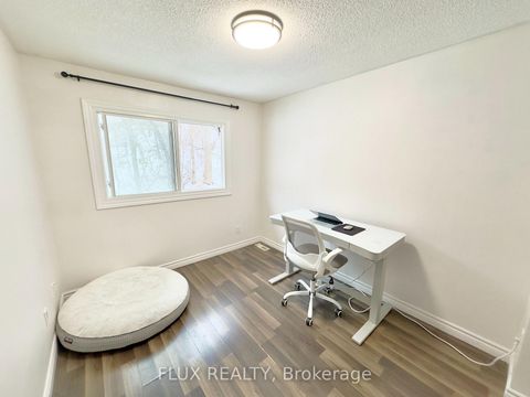 Photo 10 at 32 - 52 Adelaide Street, Allandale, Barrie