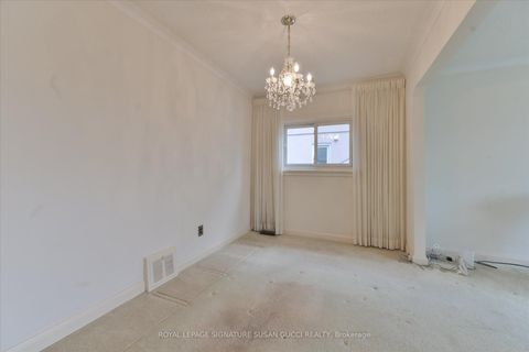 Photo 6 at 45 Joanith Drive, Parkview, Toronto