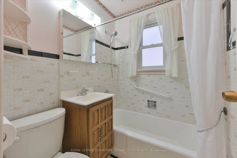 Photo 13 at 45 Joanith Drive, Parkview, Toronto