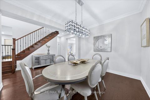 Photo 11 at 10 Deer Pass Road, Sharon, East Gwillimbury