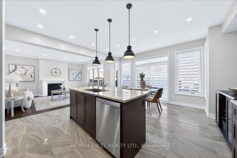 Photo 16 at 10 Deer Pass Road, Sharon, East Gwillimbury