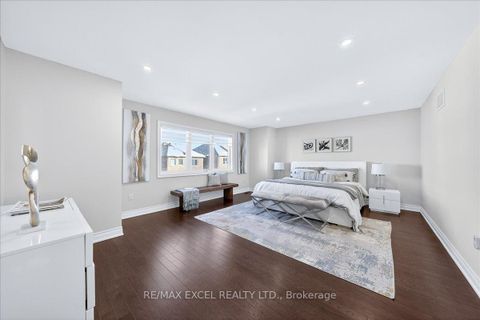 Photo 22 at 10 Deer Pass Road, Sharon, East Gwillimbury