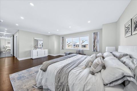 Photo 23 at 10 Deer Pass Road, Sharon, East Gwillimbury
