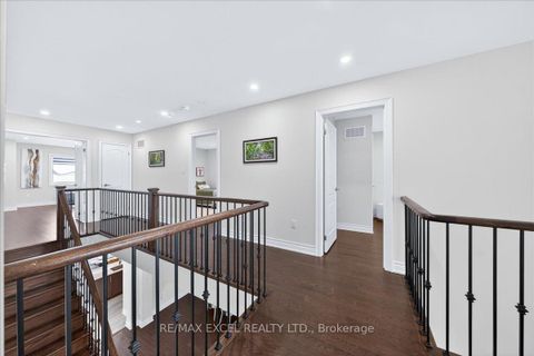 Photo 31 at 10 Deer Pass Road, Sharon, East Gwillimbury