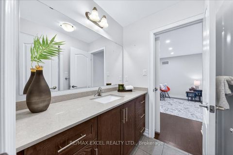 Photo 34 at 10 Deer Pass Road, Sharon, East Gwillimbury