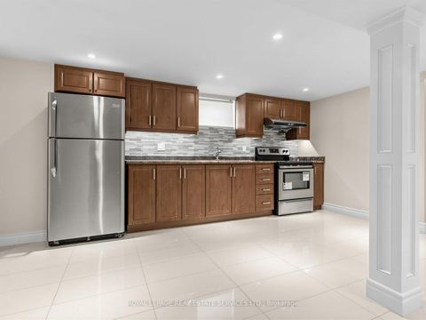 Photo 32 at 44 Caracas Road, Bayview Village, Toronto
