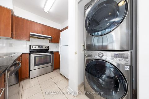 Photo 3 at 2410 - 5500 Yonge Street, Willowdale West, Toronto