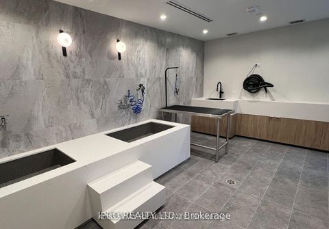 Photo 5 at 608 - 1100 Sheppard Avenue W, York University Heights, Toronto