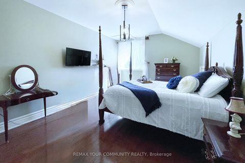 Photo 15 at 95 Naughton Drive, Westbrook, Richmond Hill