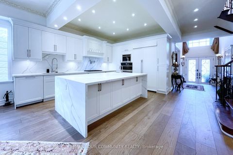 Photo 36 at 95 Naughton Drive, Westbrook, Richmond Hill