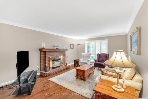 Photo 18 at 287 Burns Boulevard, King City, King