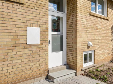 Photo 36 at 19 Robingrove Road, Branson, Toronto