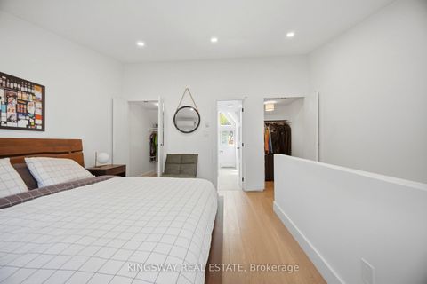 Photo 23 at 251 Ontario Street, Moss Park, Toronto