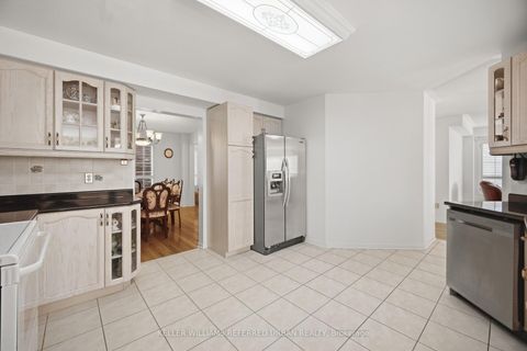 Photo 7 at 239 Drummond Drive, Maple, Vaughan