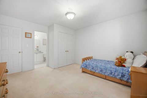 Photo 18 at 239 Drummond Drive, Maple, Vaughan