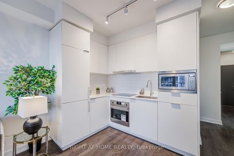 Photo 12 at S2410 - 8 Olympic Garden Drive, Newtonbrook East, Toronto