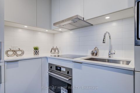 Photo 13 at S2410 - 8 Olympic Garden Drive, Newtonbrook East, Toronto