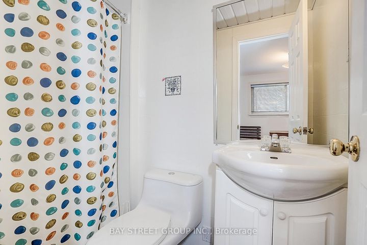 Photo 21 at 10 - 91 Rameau Drive, Hillcrest Village, Toronto