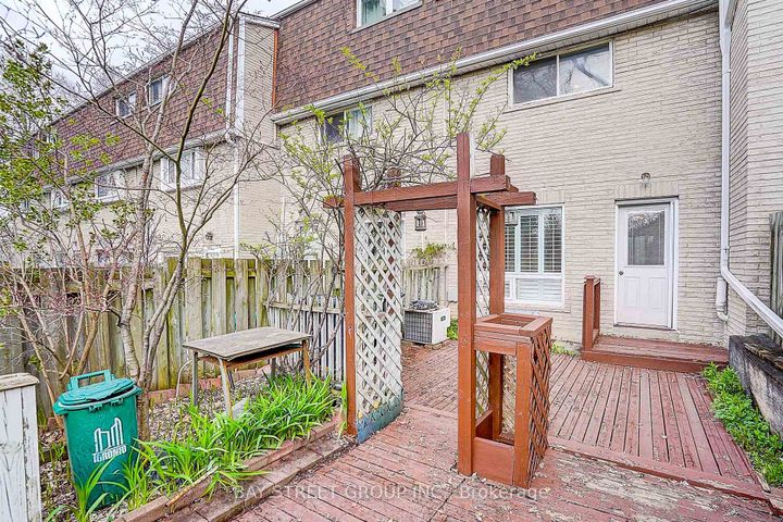 Photo 38 at 10 - 91 Rameau Drive, Hillcrest Village, Toronto