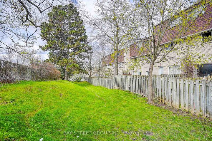 Photo 39 at 10 - 91 Rameau Drive, Hillcrest Village, Toronto