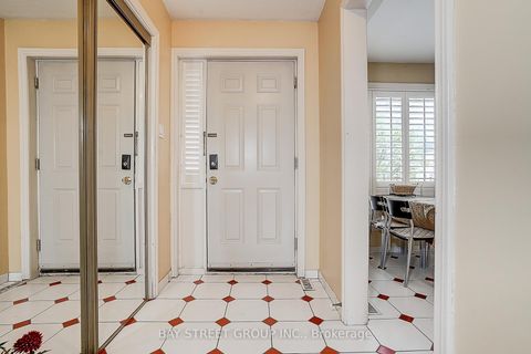 Photo 3 at 10 - 91 Rameau Drive, Hillcrest Village, Toronto