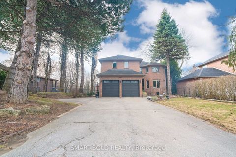 Photo 3 at 107 Arnold Avenue, Yorkhill, Vaughan