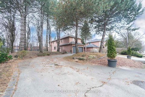Photo 4 at 107 Arnold Avenue, Yorkhill, Vaughan