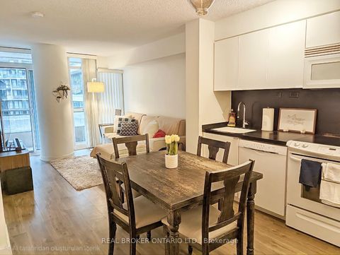 Photo 7 at 857 - 10 Capreol Court, Waterfront Communities C1, Toronto