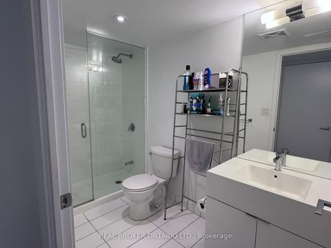 Photo 17 at 857 - 10 Capreol Court, Waterfront Communities C1, Toronto