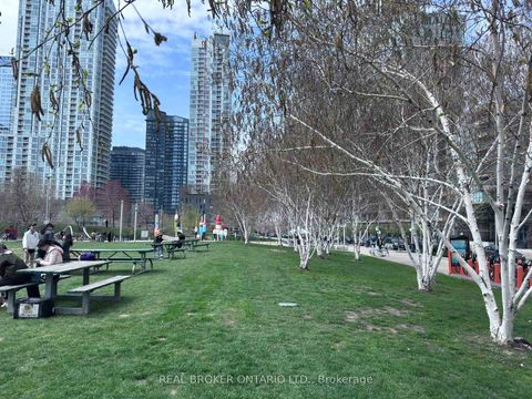 Photo 22 at 857 - 10 Capreol Court, Waterfront Communities C1, Toronto