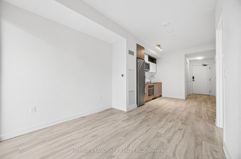Photo 15 at 2811 - 70 Princess Street, Moss Park, Toronto