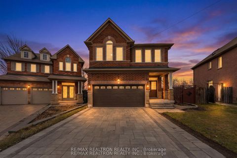 Photo 1 at 30 Glacier Crescent, Rouge E11, Toronto