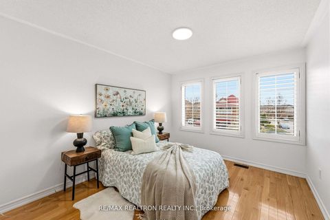 Photo 25 at 30 Glacier Crescent, Rouge E11, Toronto
