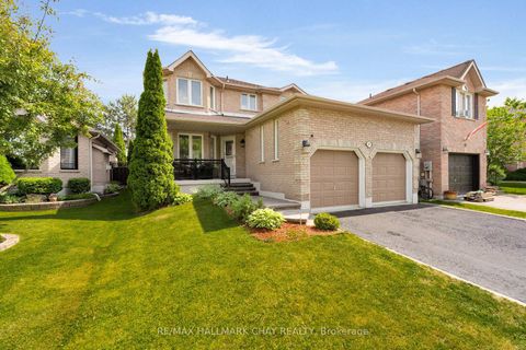 Photo 0 at 57 VIOLET Street, Holly, Barrie