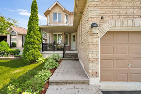 Photo 1 at 57 VIOLET Street, Holly, Barrie