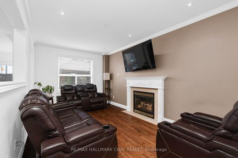Photo 5 at 57 VIOLET Street, Holly, Barrie