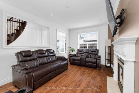 Photo 6 at 57 VIOLET Street, Holly, Barrie
