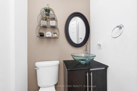 Photo 11 at 57 VIOLET Street, Holly, Barrie