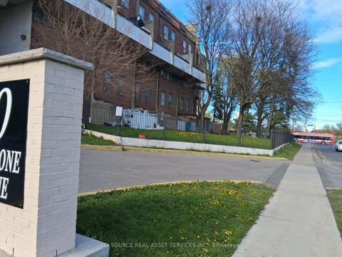 Photo 2 at 148 - 10 Eddystone Avenue, Jane Heights, Toronto
