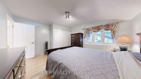 Photo 25 at 6 Abbottswood Road, Bendale, Toronto