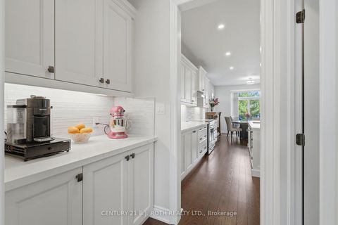 Photo 7 at 30 Capps Drive, Bayshore, Barrie
