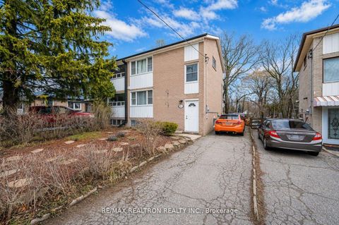 Photo 1 at 87 Overture Road, West Hill, Toronto