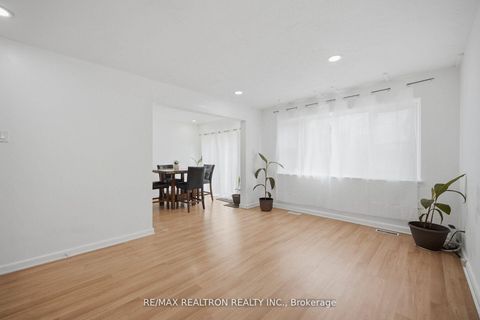 Photo 12 at 87 Overture Road, West Hill, Toronto